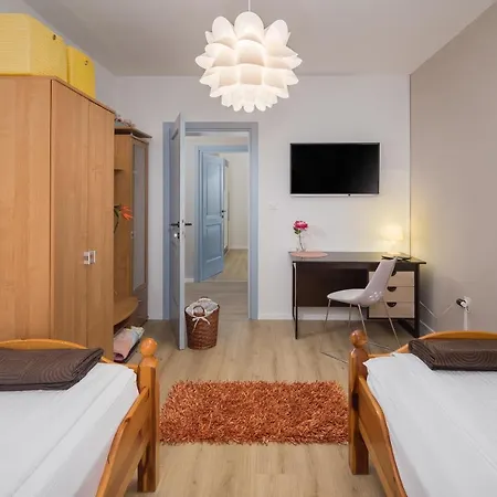 Family Vacation Villa *